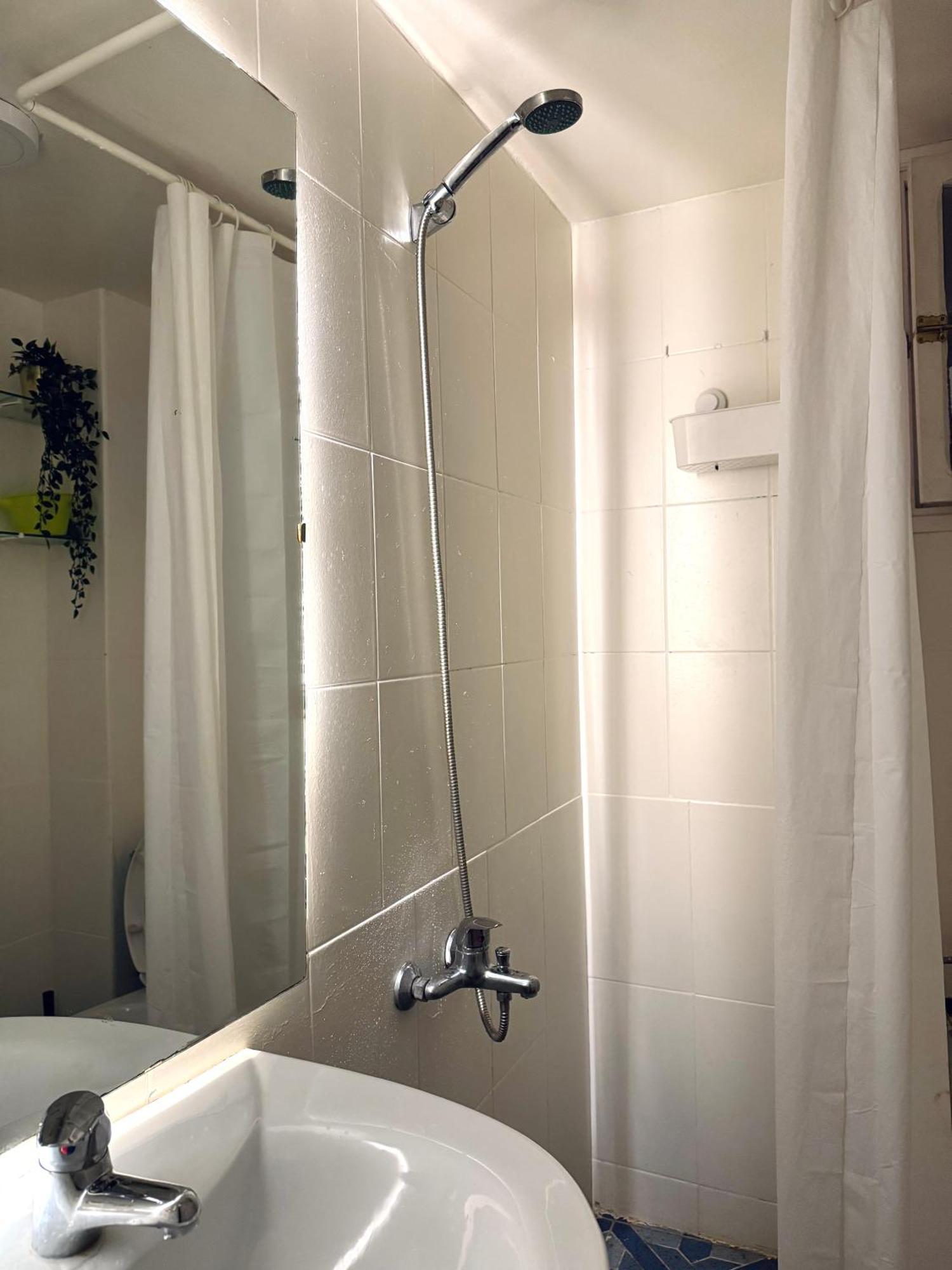 Charming Apartment Heart Of Medina Tetouan 2Br,Balcony, Buitenkant foto